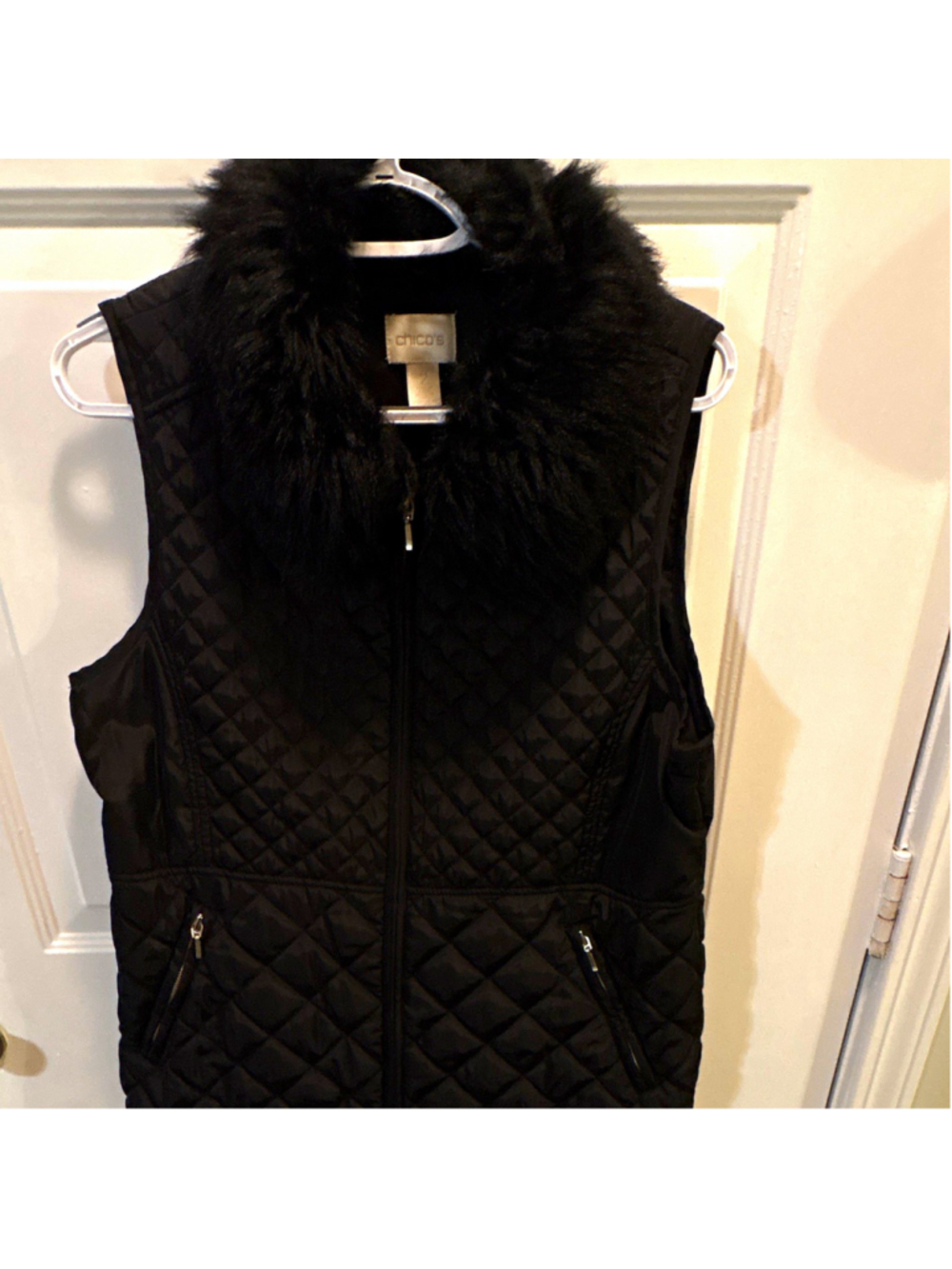 Chico's Black Quilted Faux Fur Collar Full Zip Mid-Length Vest Women's 2 (12)